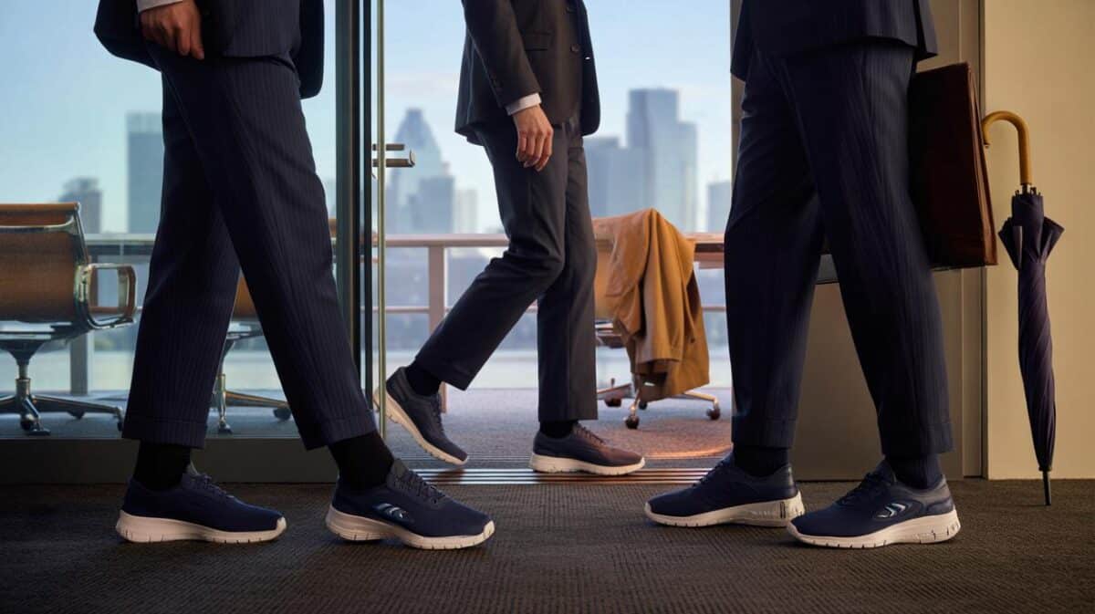 The new commuter shoe trend Londoners are sneaking into offices